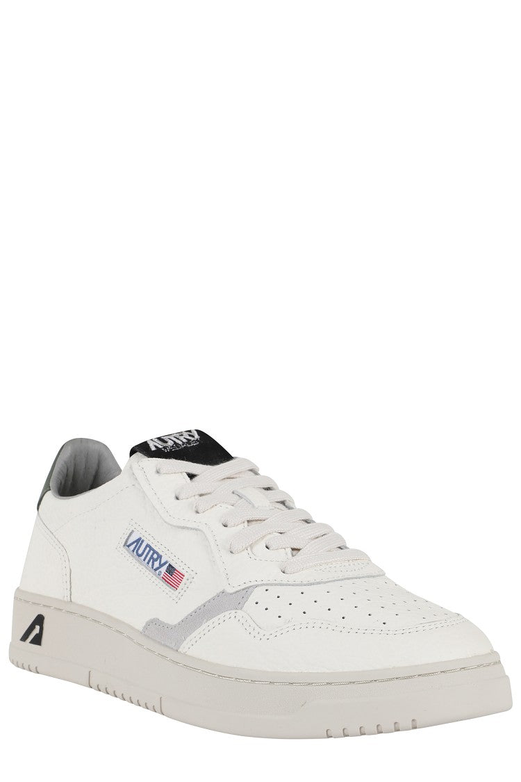 Autry Medalist Low Sneakers