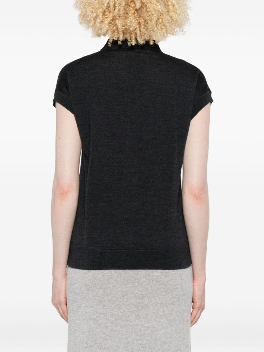 Alpha Studio Short-Sleeved Button-Up Gray Sweater With V-Neckline