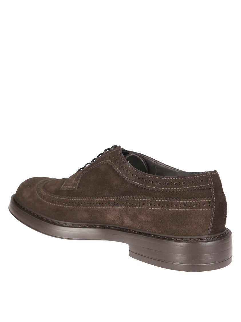 Doucal's Classic Wingtip Derby Shoe In Rich Suede