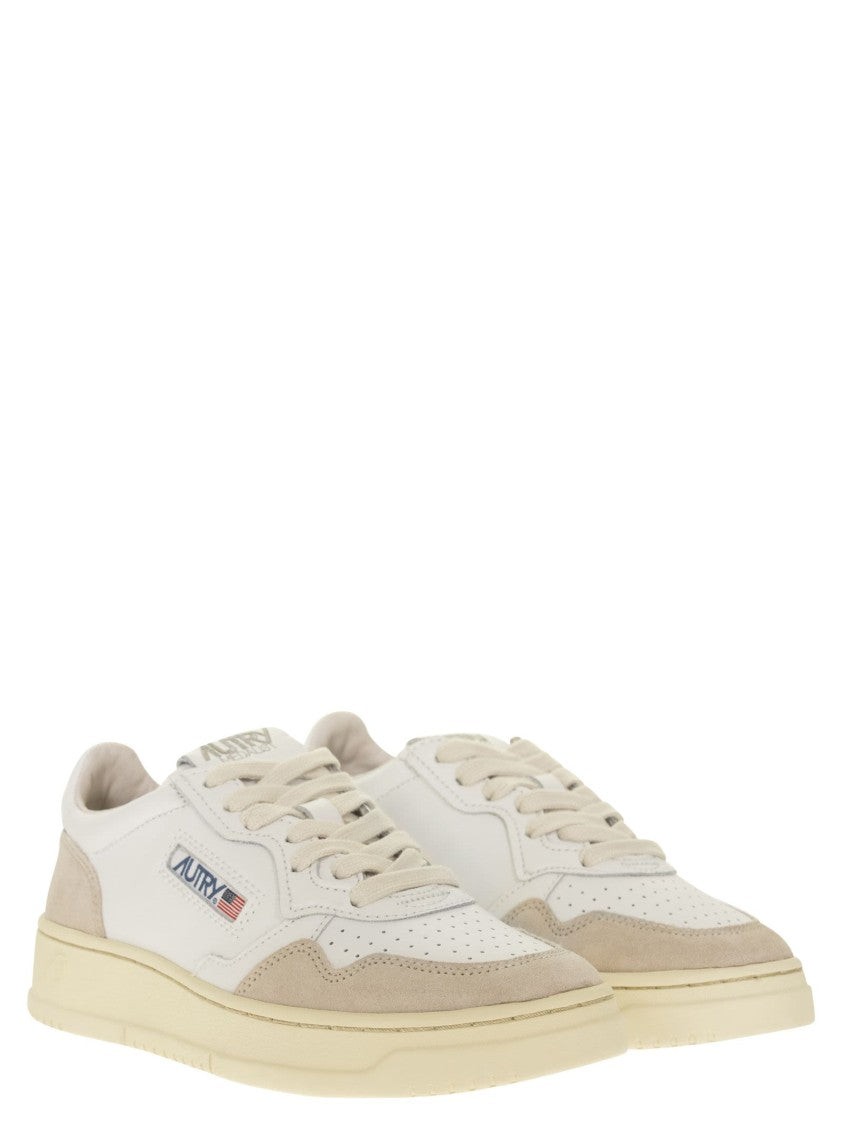 Autry Medalist Low - Leather And Suede Sneakers