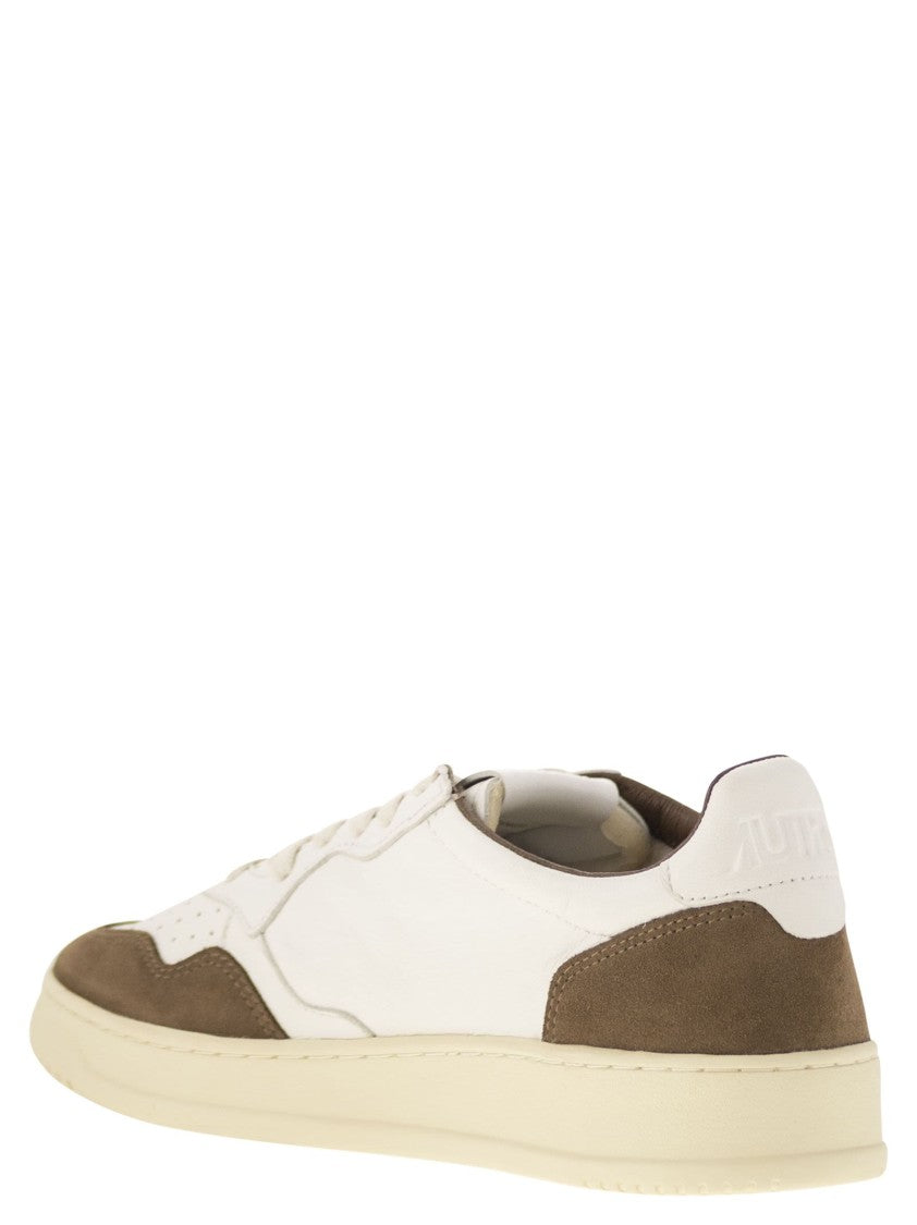 Autry Medalist Low - Sneakers In Goatskin And Suede