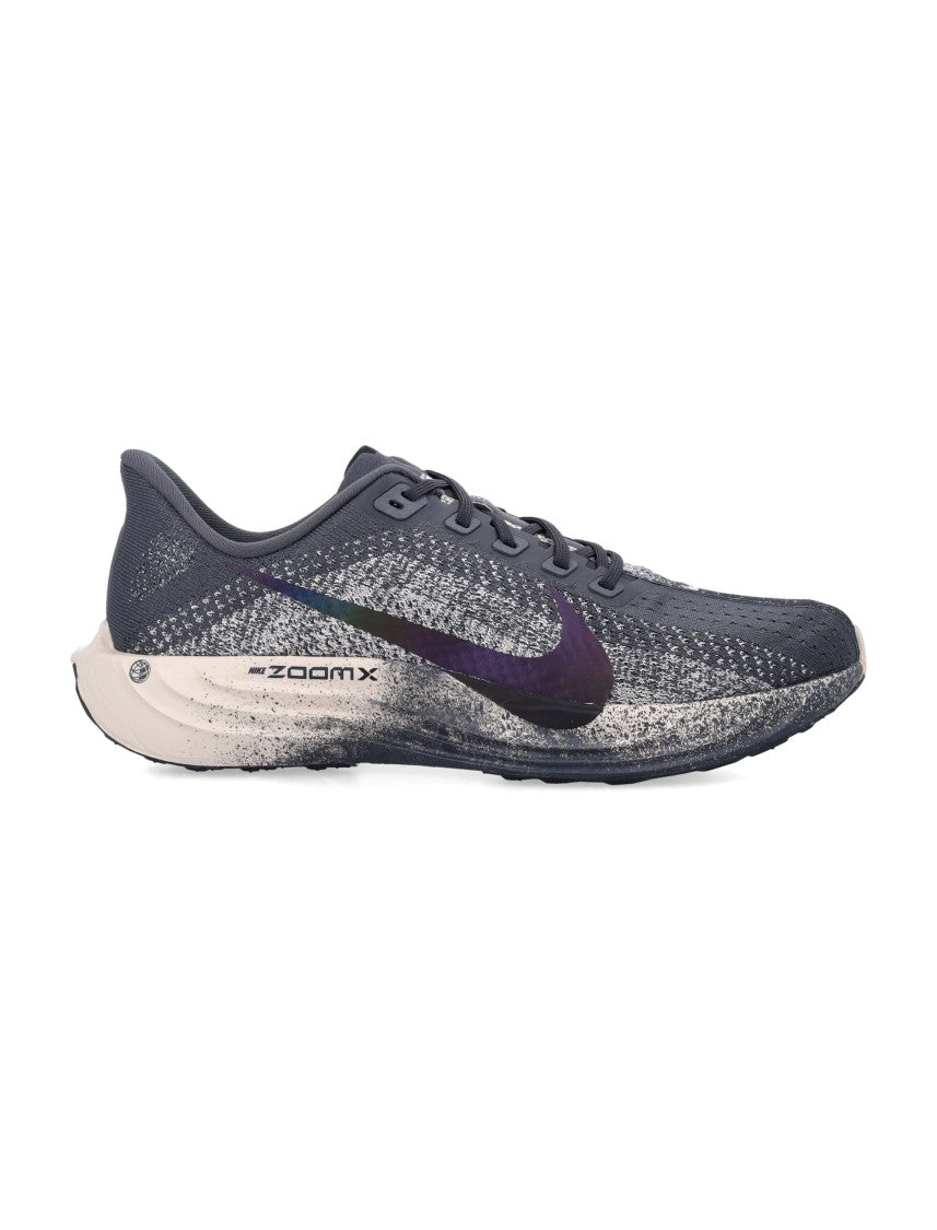 Nike Pegasus Plus Running Shoes