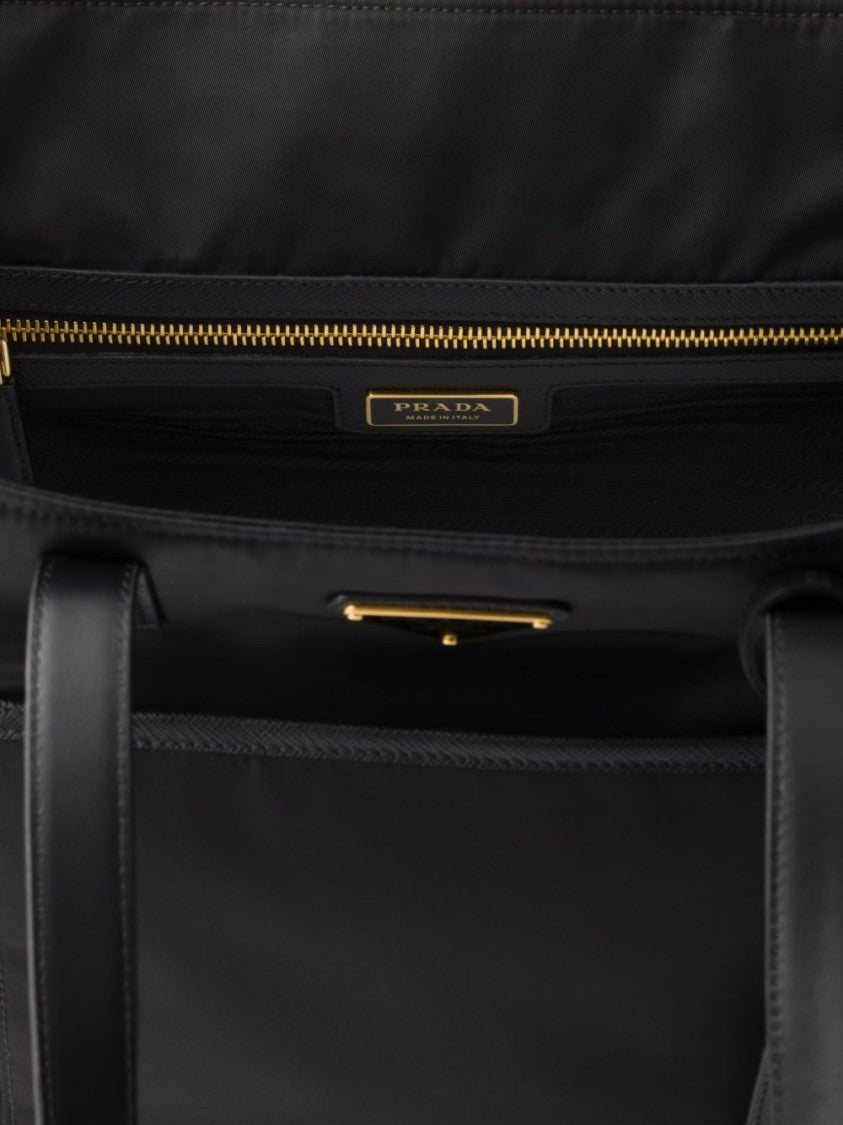 Prada Re-Edition 1978 Medium Re-Nylon