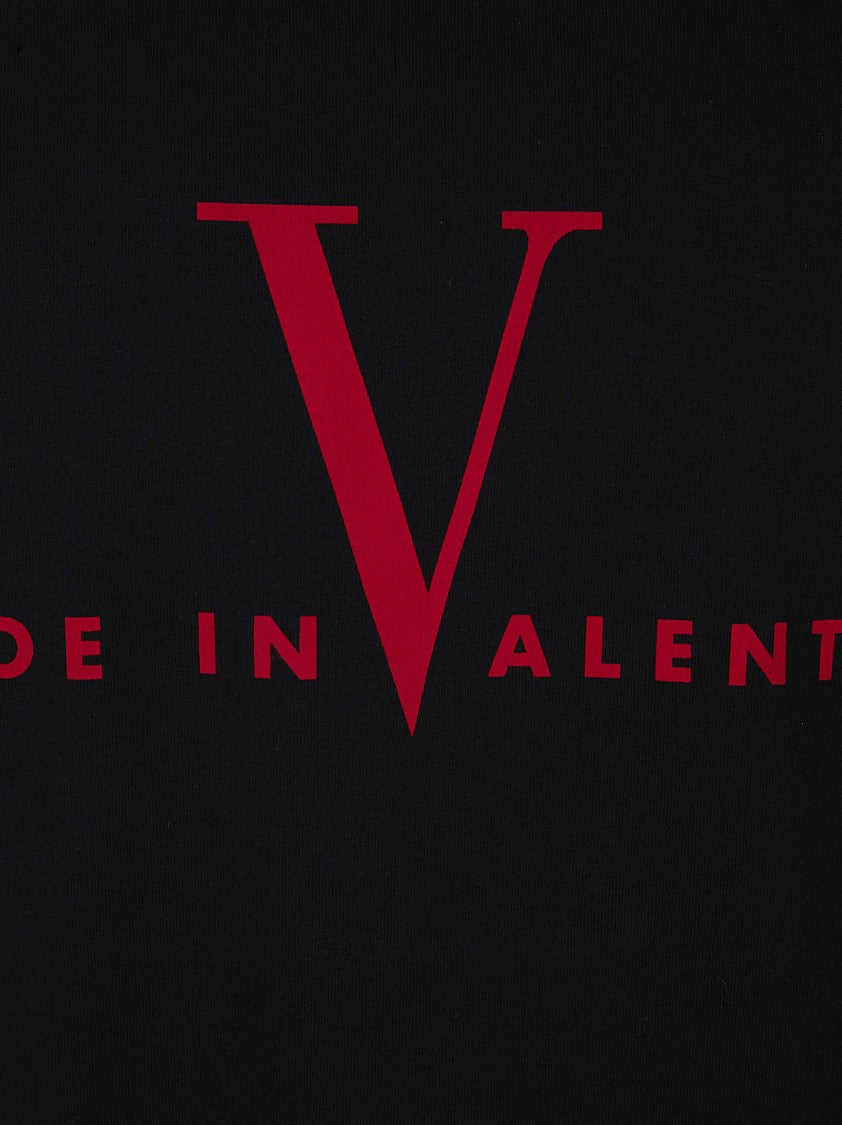 Valentino Garavani Regular Fit Black T-Shirt With Bold Print